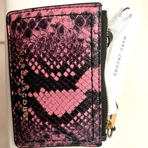 Marc jacobs top zip wallet